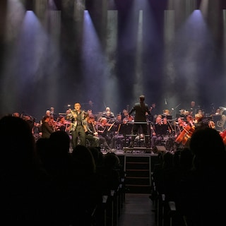 Recensie: Openingsvoorstelling van Holland Festival weet niet tot aandachtig luisteren te verleiden