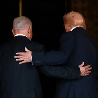 Trump zegt dat hij bepaalt wat er gebeurt, maar toch doet Ne