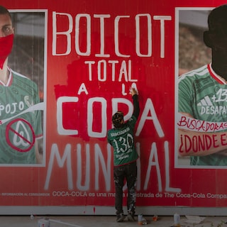 Het WK voetbal een feest? In Mexico voetballen boze betogers