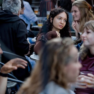 Discussiëren met wildvreemden kan best genuanceerd, weten ze in Rotterdam: ‘Gesprek is gezond, het depolariseert’
