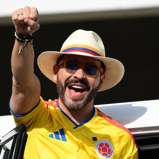 Rechtse pro-Trump-kandidaat wint nipt presidentsverkiezingen in Colombia