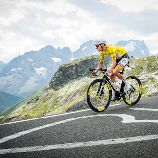 De Tour de France zuchtte onder de hitte en moest bosbranden ontwijken. Wie er geen last van had? Tadej Pogacar