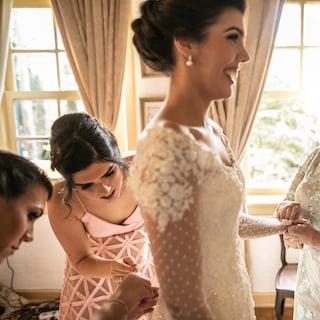 Opinie: Niks tradwife, rijke mannen trouwen het liefst met succesvolle vrouwen