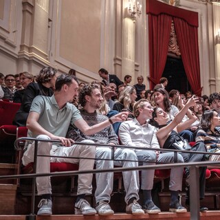 Houden jonge mensen niet van klassiek? Heus wel, maar je moet ze eerst bereiken: ‘We moeten andere concertvormen bedenken’