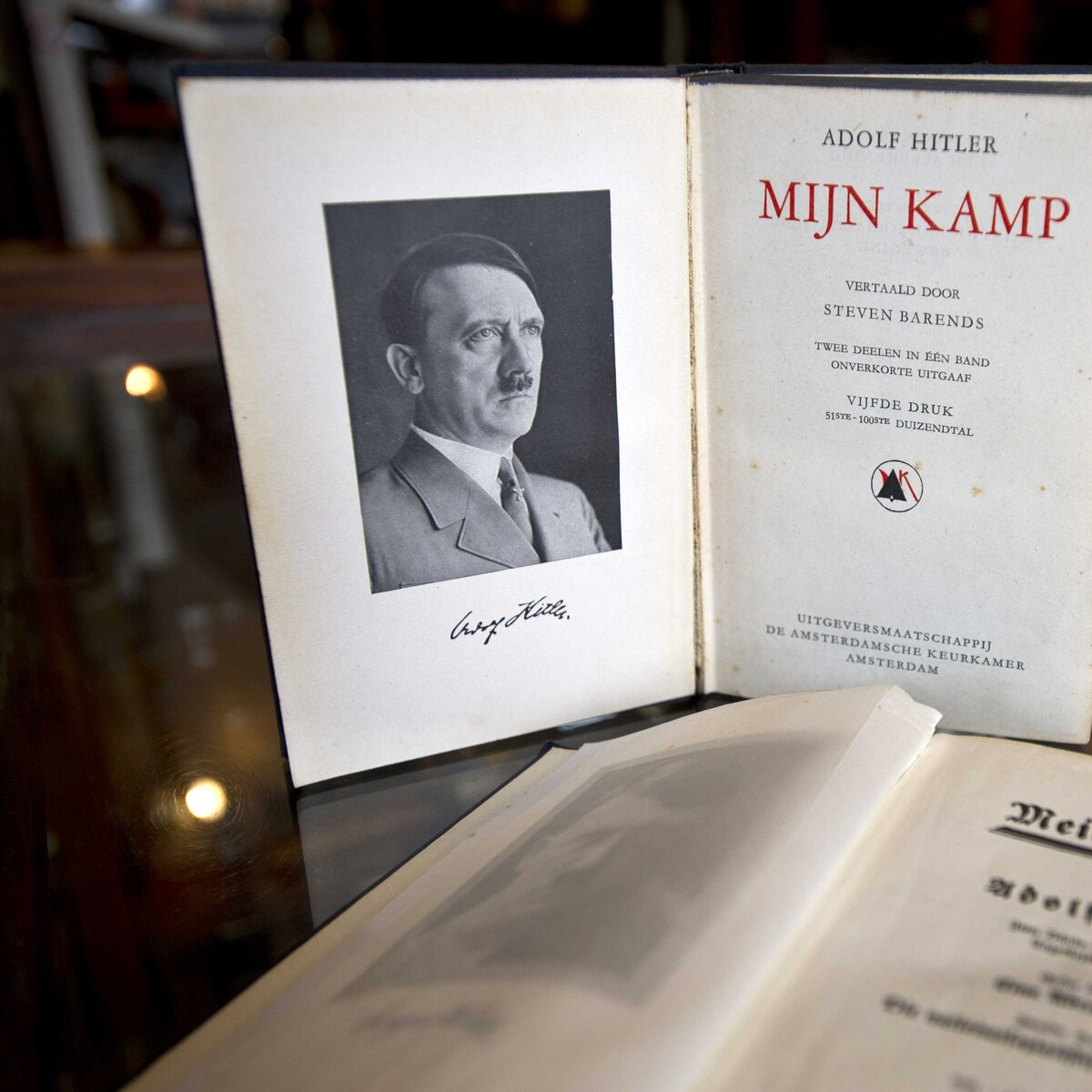 Mein Kampf 我が闘争1942年Wedding版ハードカバー een-oude-nederlandse-vertaling
