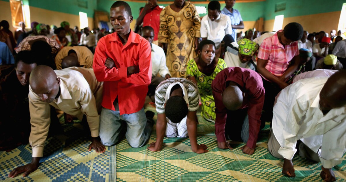 Rwanda herdenkt genocide met week van rouw | Trouw
