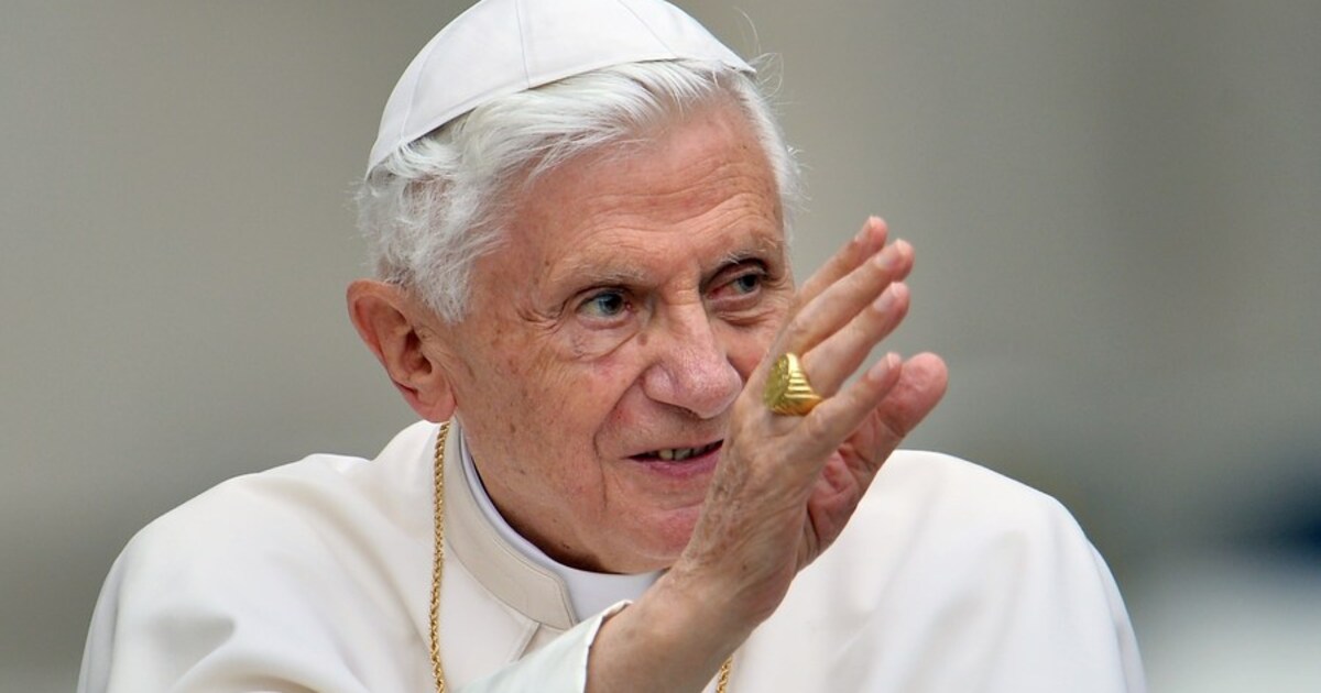 Benedictus XVI (1927-2022): omstreden paus brak met een traditie van ...