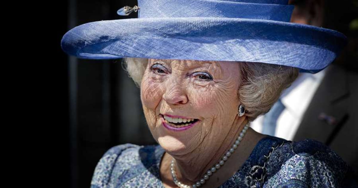 Beatrix weer thuis na operatie | Trouw