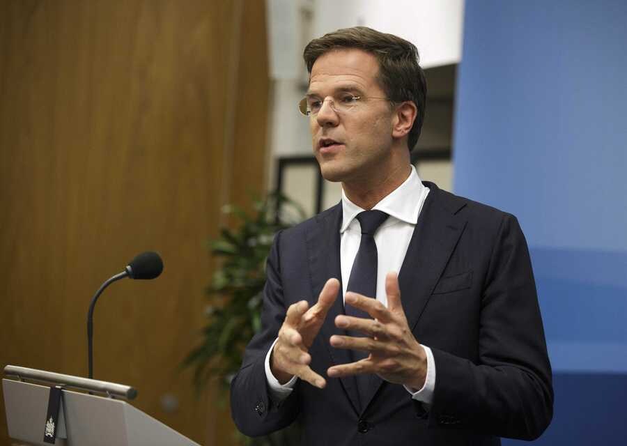 Premier Rutte tijdens zijn wekelijkse persconferentie vorige week vrijdag.