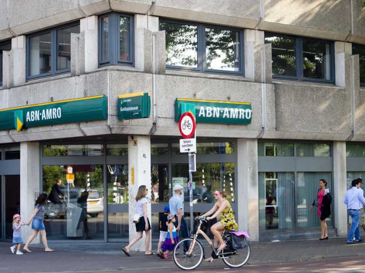 Wie wil er aandelen in voorheen Dé Bank? | Trouw