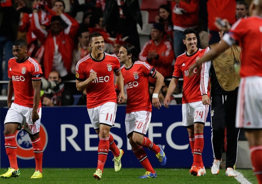 Benfica met kleine voorsprong naar Turijn