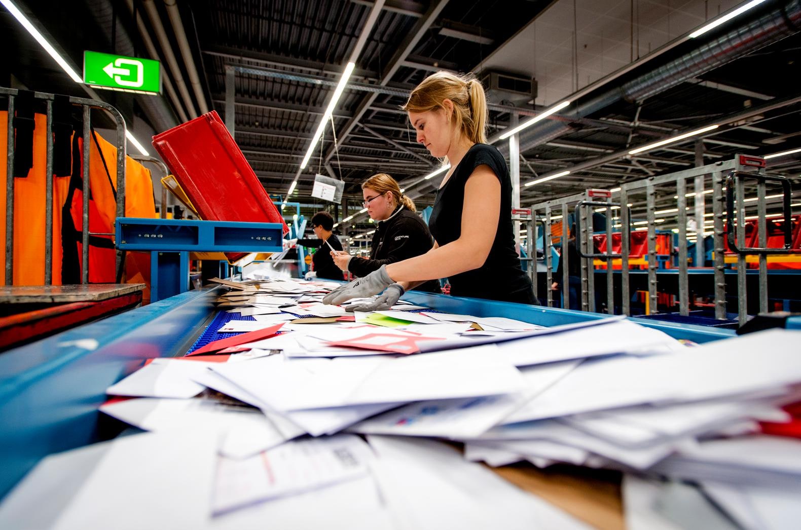 Bpost Kan Het Lonken Niet Laten En Doet Nieuw Bod Op PostNL | Trouw