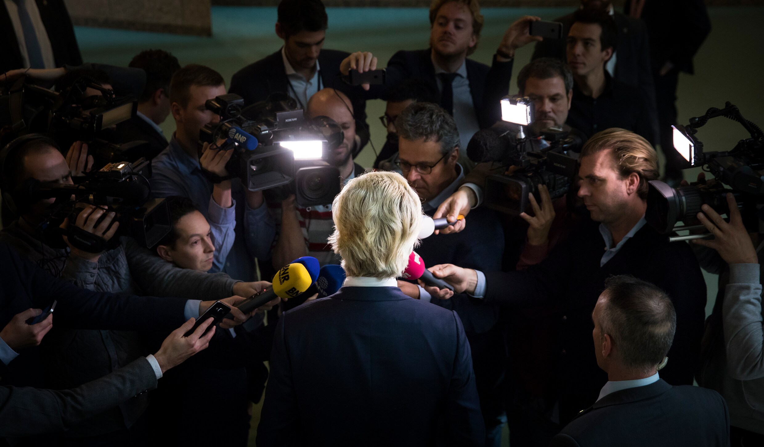‘Ambtenaren drongen wel aan op vervolging Geert Wilders’